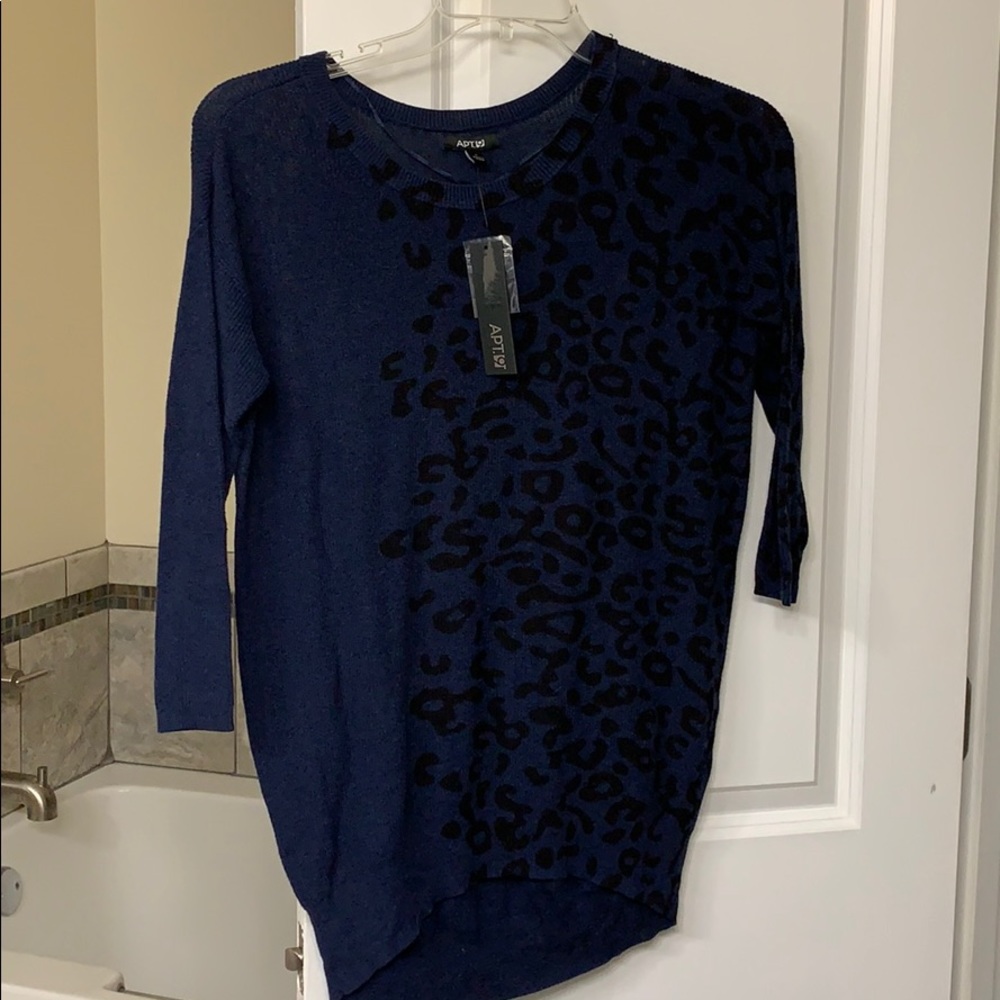 Apt. 9 Navy blue printed sweater size small!